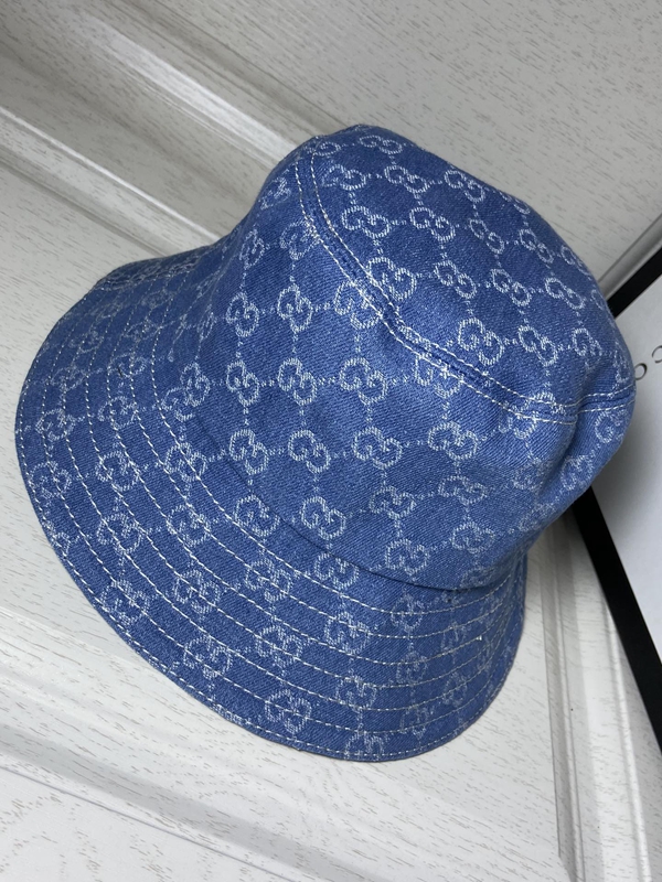 ブランド帽子正面デザイン